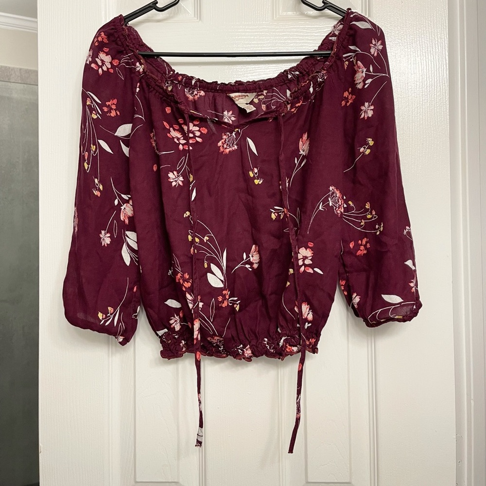 Off the Shoulder | Size XS